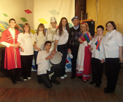 Делегации из Карелии и Сверной осетии на слете юных миротворцев России 20-22 ноября  2009 г.