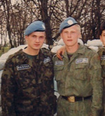 Павел Давыдов (слева)  в Югославии