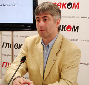 Фото Станислава Груздева. Юрий Донской на пресс-конференции 24 сентября 2010 г.